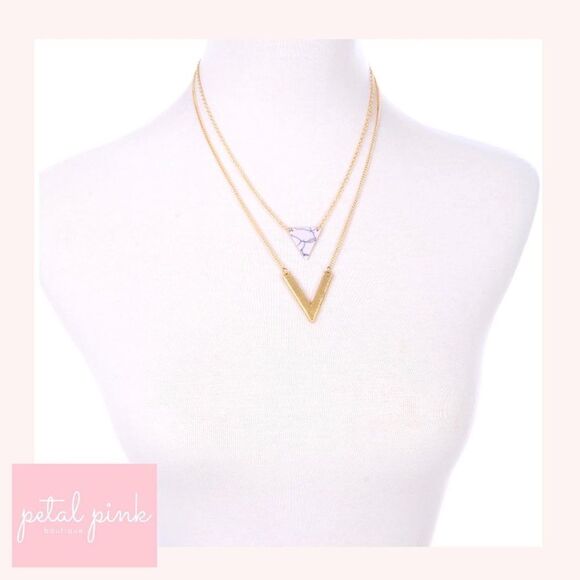 DETACHABLE - 2 Necklaces - Boho Chic Goldtone Layered Acrylic Trending - Picture 2 of 9